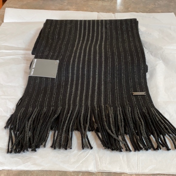 Michael Kors Two Color Marl Stripe Muffler Scarf new with tags